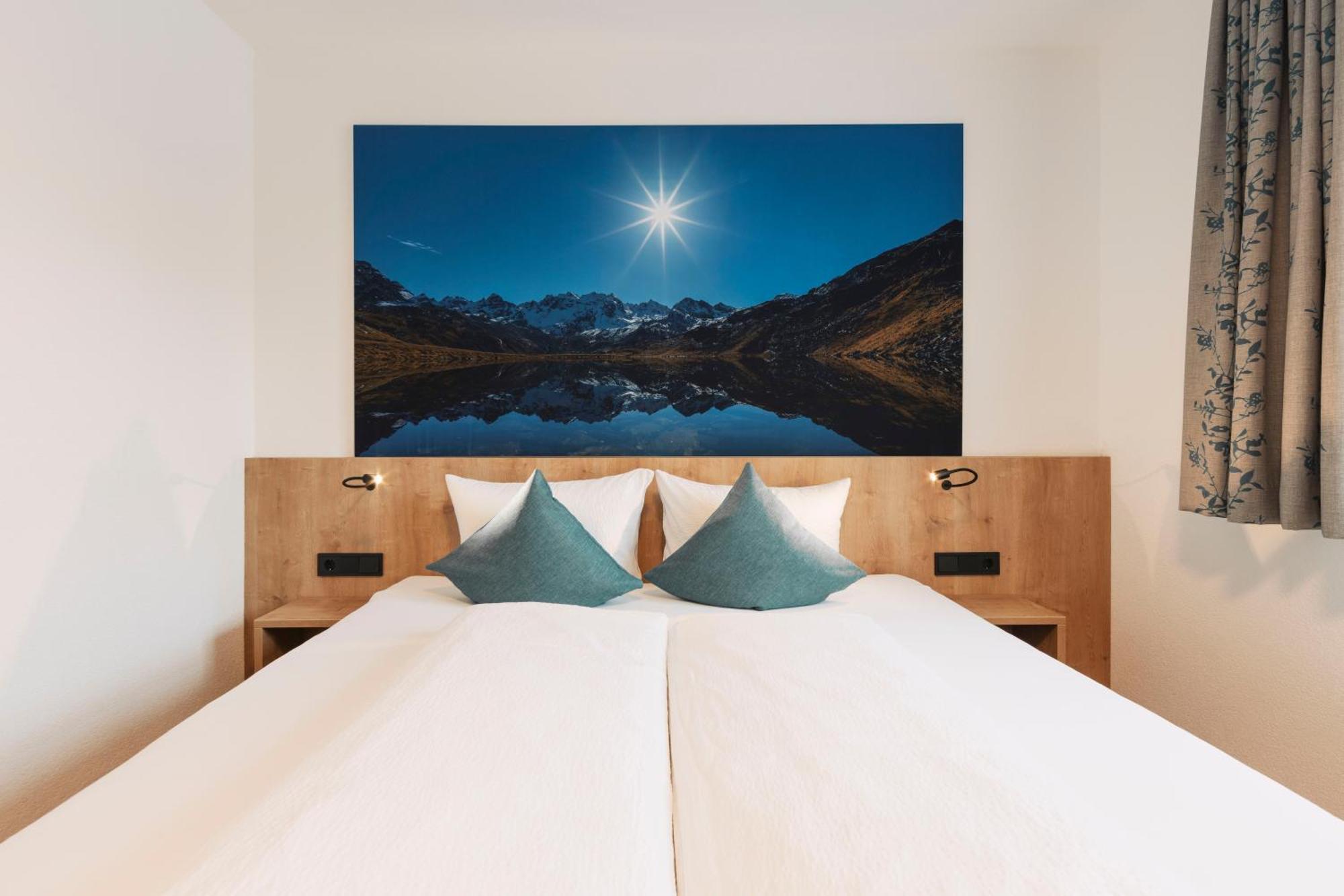 Apart Garni St Martin - Silvretta Card Premium Betrieb Гальтюр Экстерьер фото