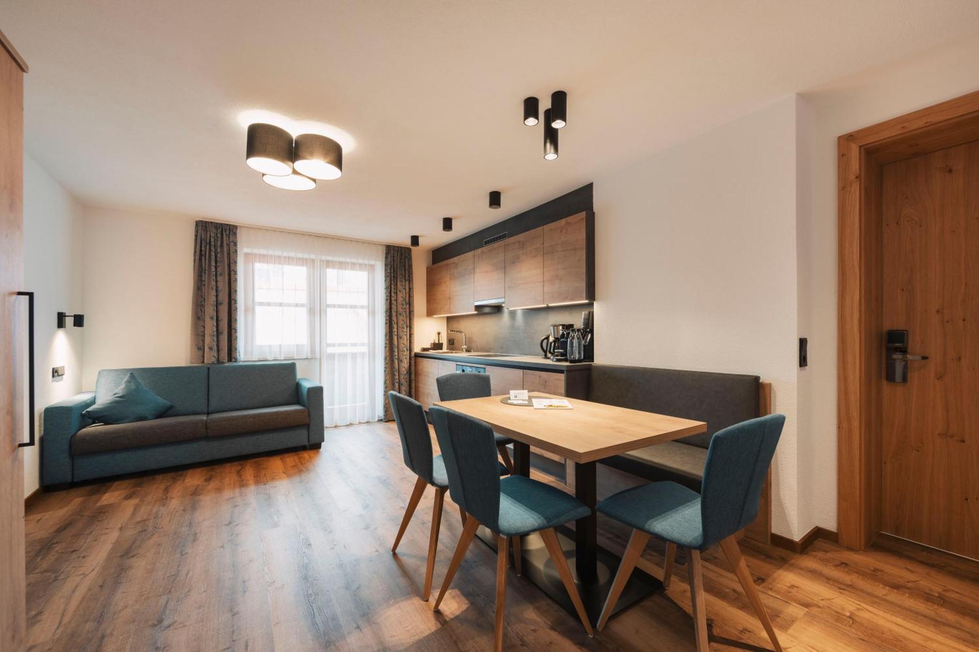 Apart Garni St Martin - Silvretta Card Premium Betrieb Гальтюр Экстерьер фото
